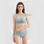 マタニティライフを快適に！授乳ブラ&ショーツセットの魅力