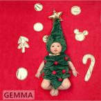 赤ちゃんが主役！クリスマスツリーコスプレで特別な記念撮影を