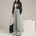 快適＆おしゃれ！ライトグレーのマタニティワイドパンツで過ごす特別な日々