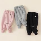 冬の必需品！子供の防寒対策に最適なロングダウンパンツ