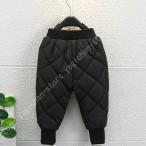 寒い冬にぴったり！赤ちゃんの快適ダウンパンツ